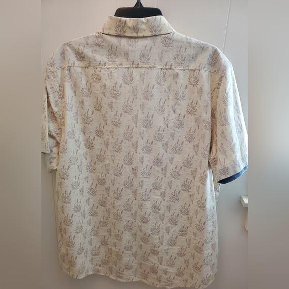 Flag & Anthem - Tempe Cactus Short Sleeve Buttondown Shirt - Picture 6 of 8